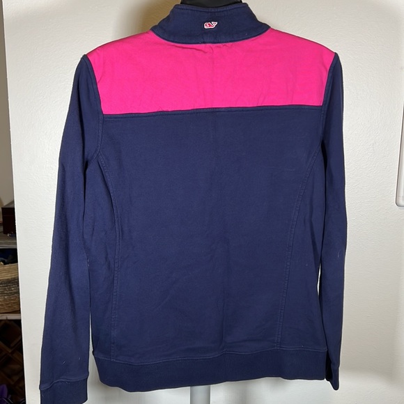 Vineyard Vines Sweater - Picture 9 of 9